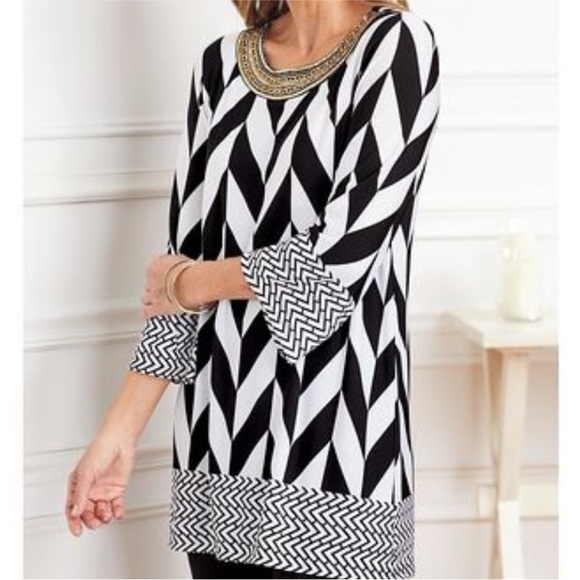 Anthony Richard’s 2X black white geometric print sequin collar tunic top - Picture 2 of 12